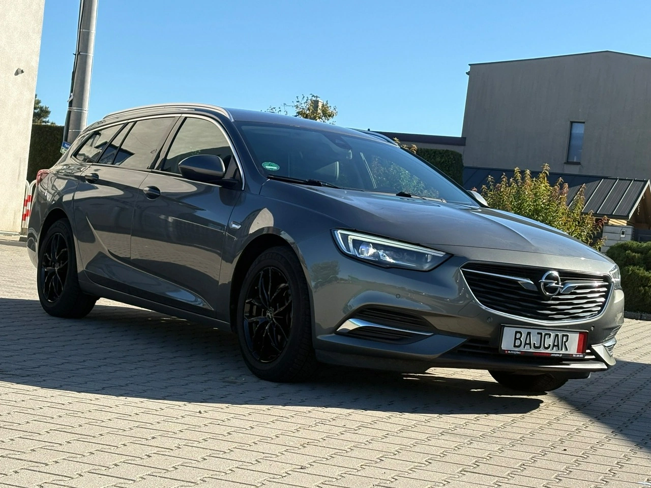 Opel Insignia Sports Tourer - Zdjęcie 2