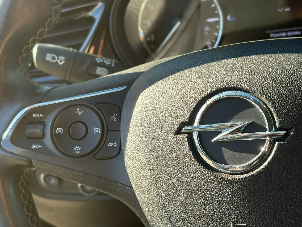 Opel Insignia Sports Tourer - Zdjęcie 29