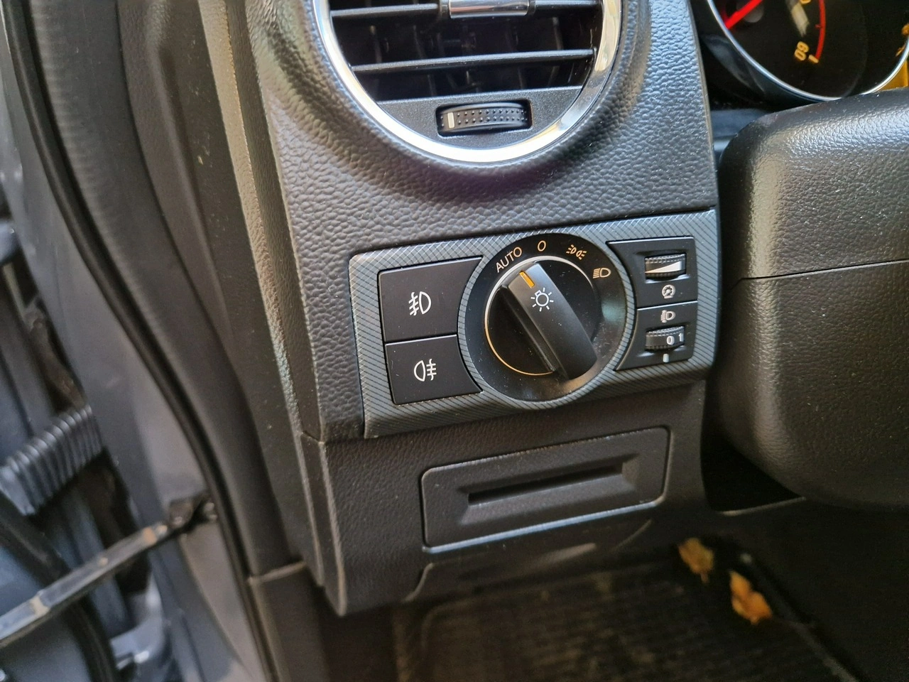 Opel Antara - Zdjęcie 11