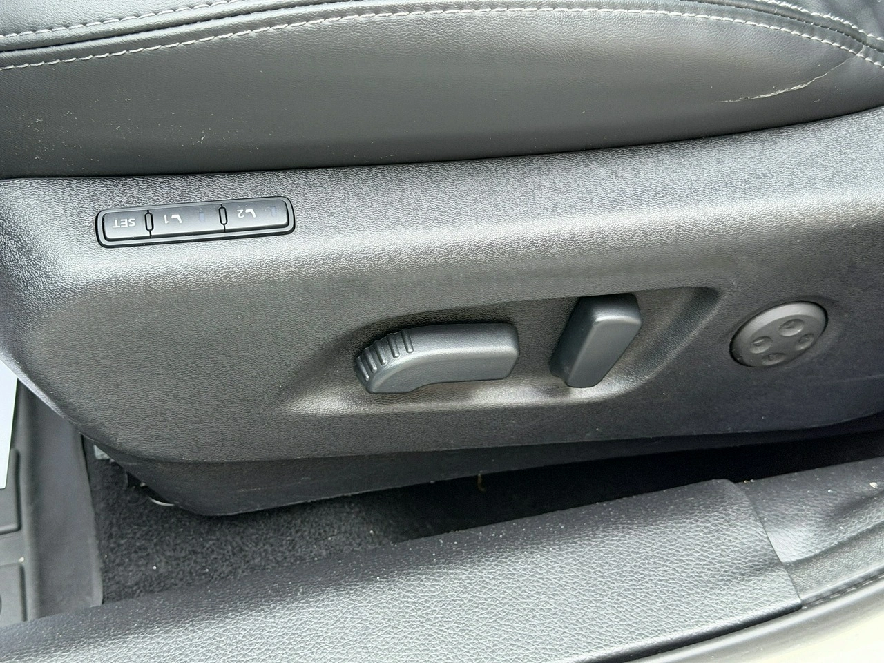 Nissan Qashqai - Zdjęcie 10