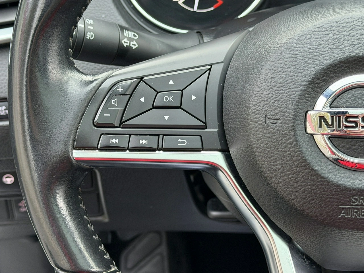 Nissan Qashqai - Zdjęcie 18