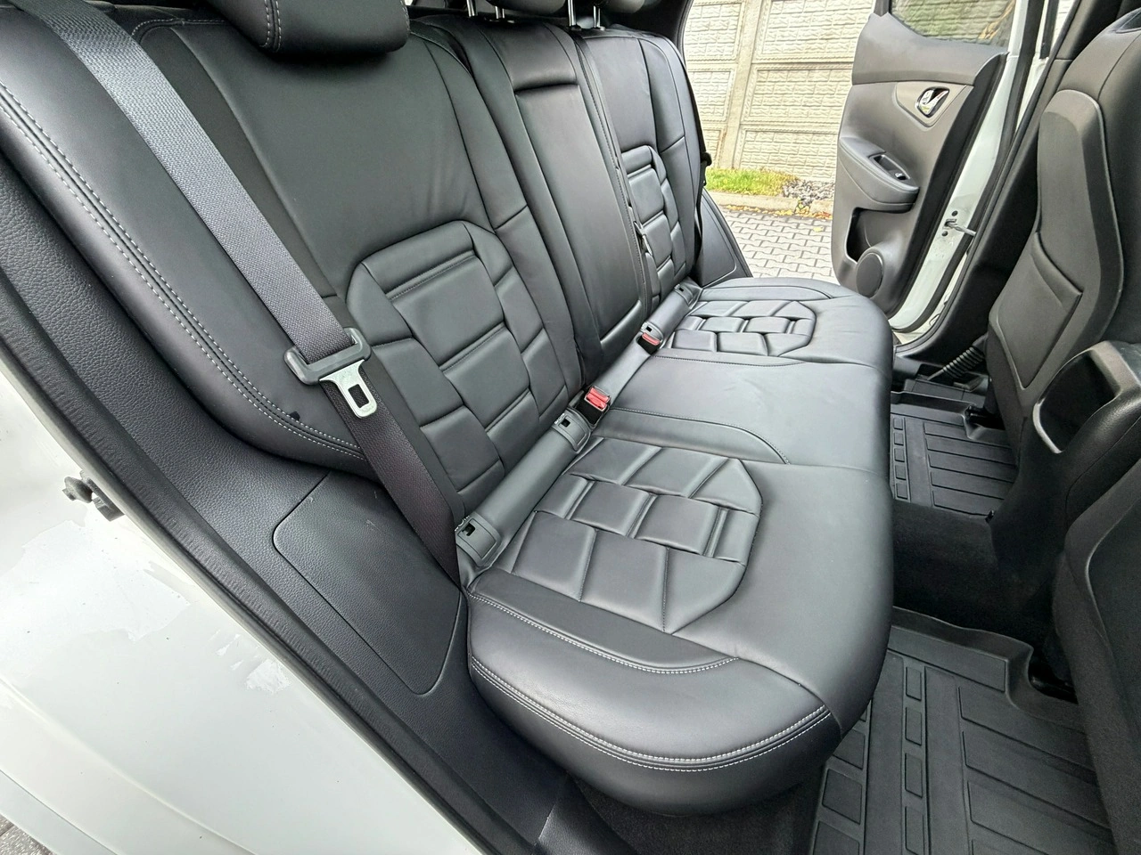 Nissan Qashqai - Zdjęcie 14