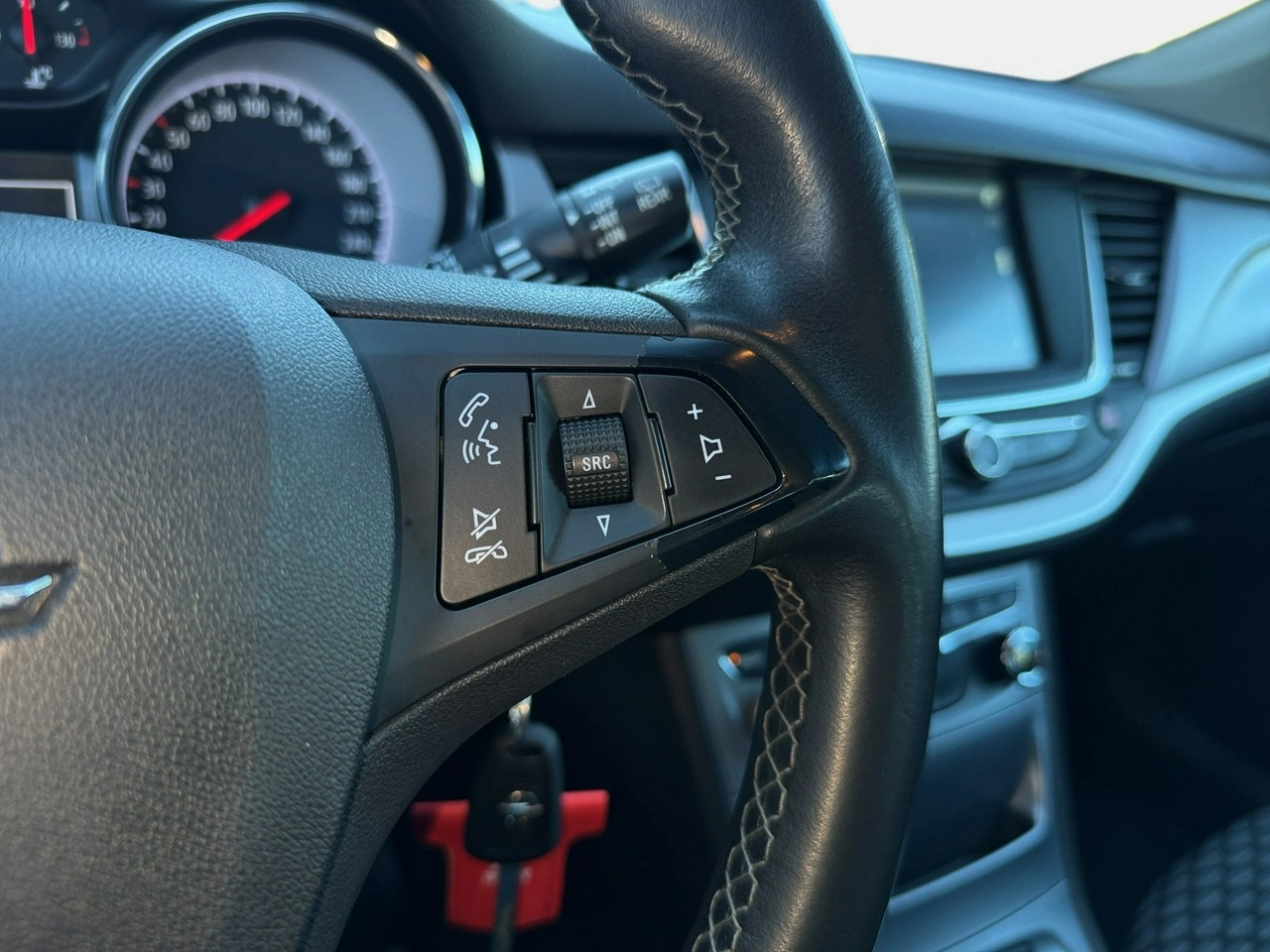Opel Astra - Zdjęcie 13