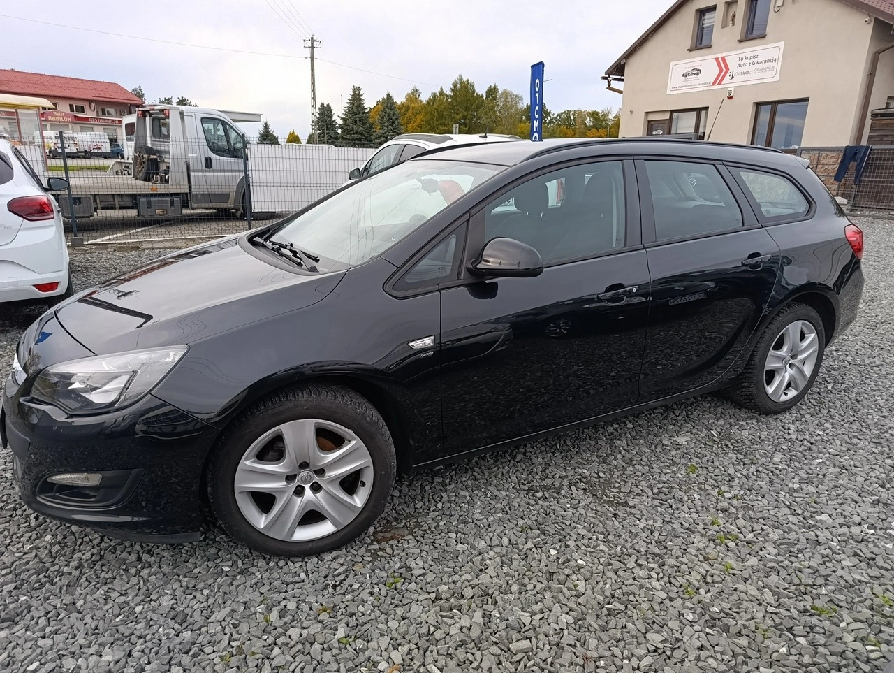 Opel Astra - Zdjęcie 1
