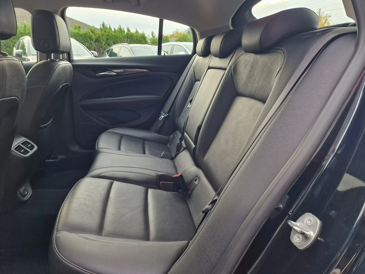 Opel Insignia Grand Sport - Zdjęcie 21