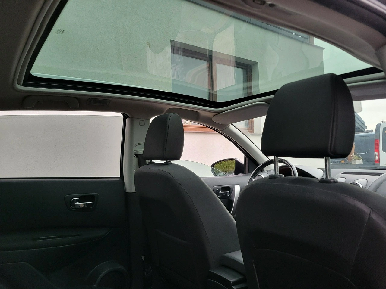 Nissan Qashqai - Zdjęcie 12