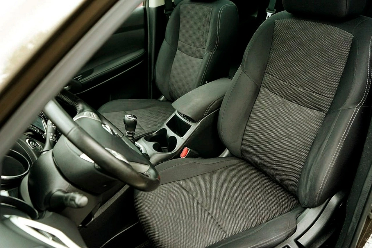 Nissan Qashqai - Zdjęcie 18