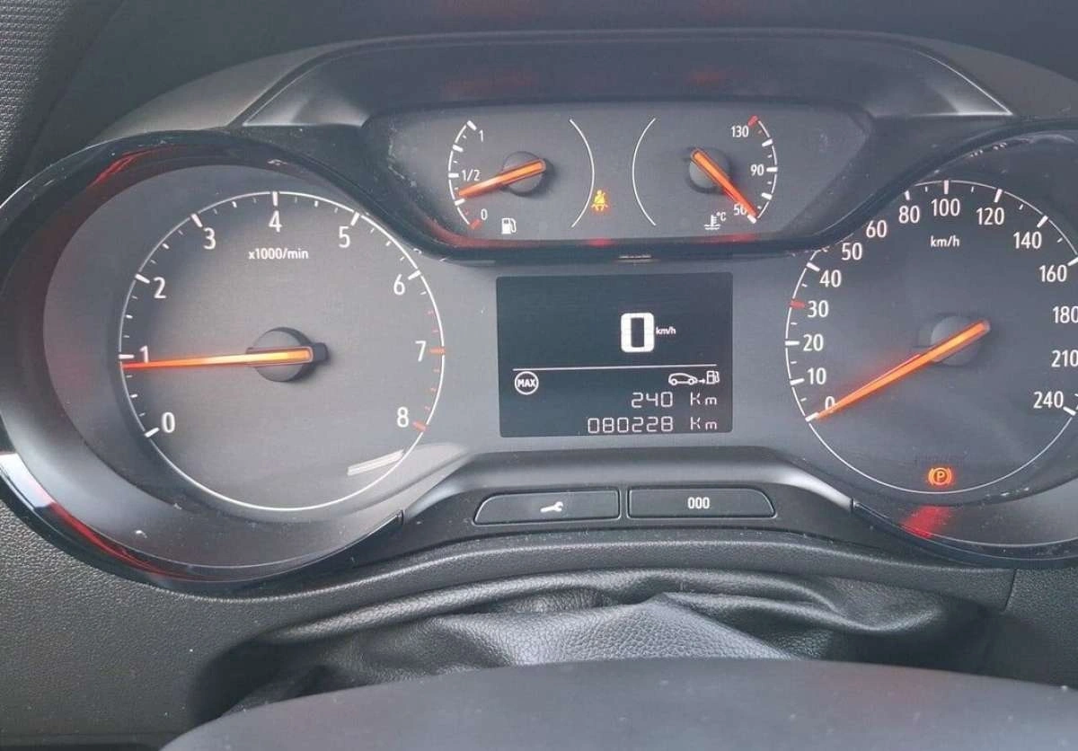 Opel Crossland X - Zdjęcie 10