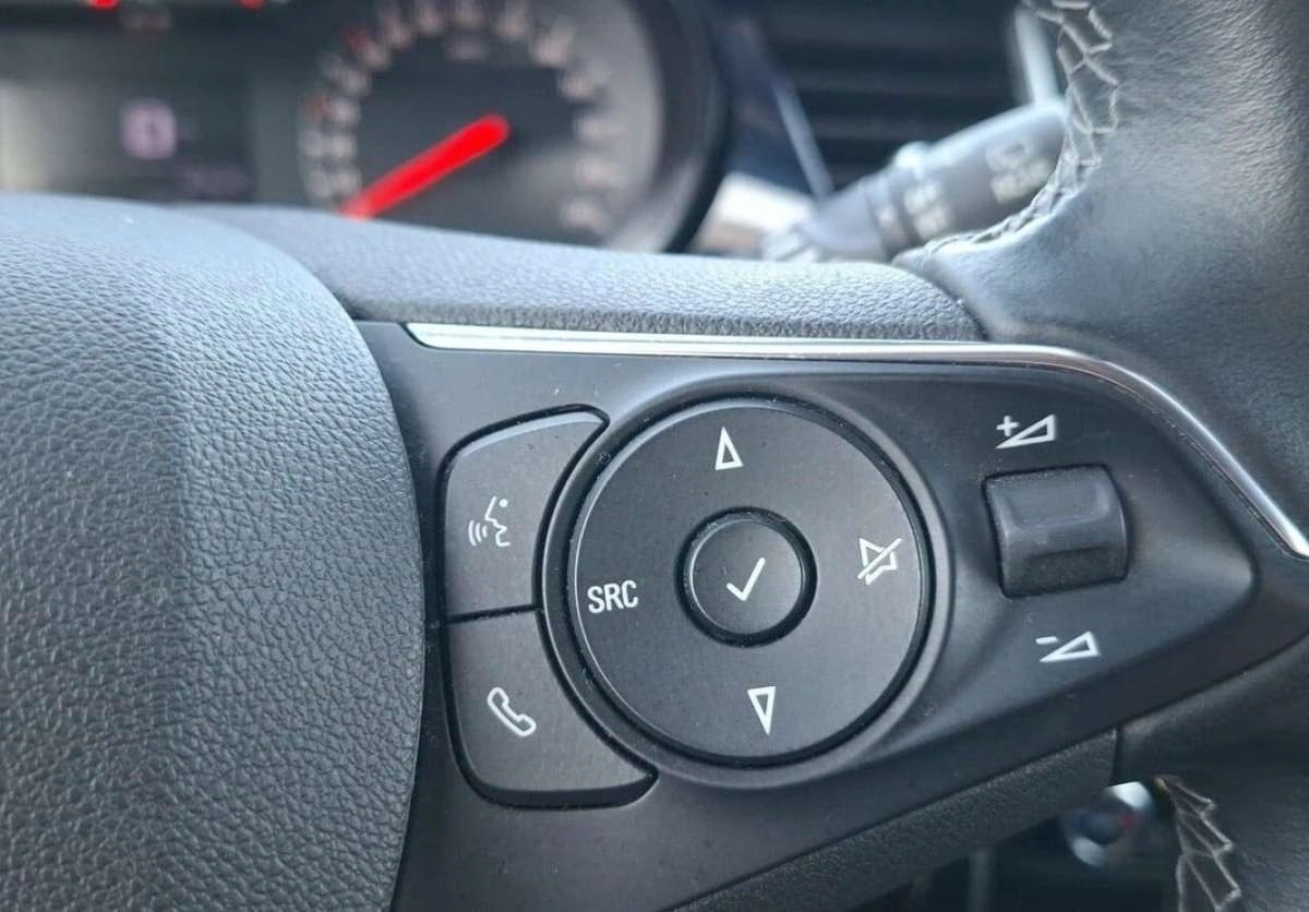 Opel Crossland X - Zdjęcie 23
