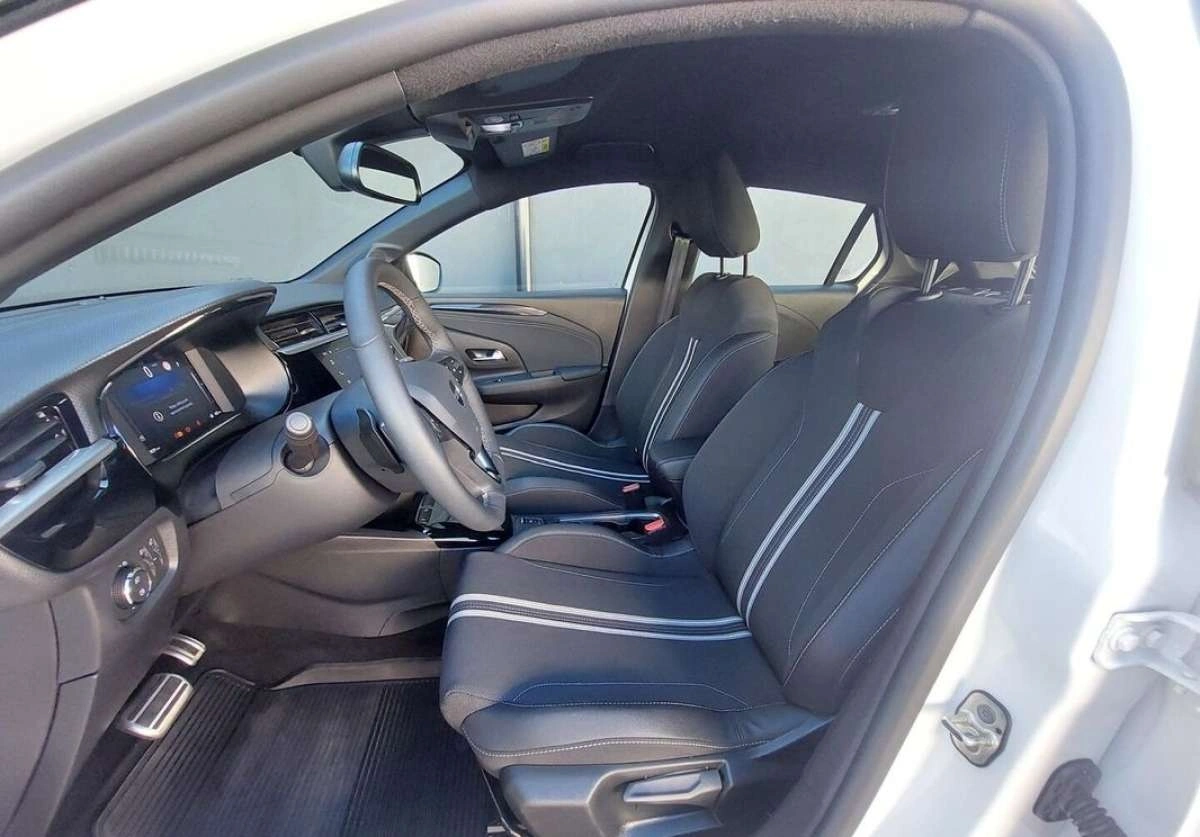 Opel Corsa - Zdjęcie 12