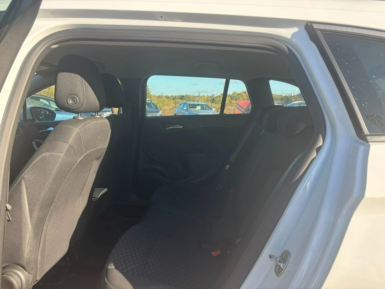 Opel Astra - Zdjęcie 27