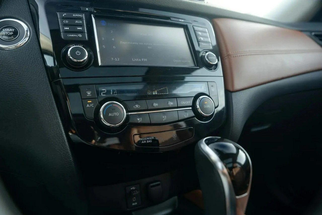 Nissan X-Trail - Zdjęcie 17