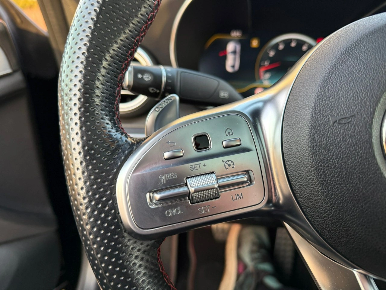 Mercedes C 43 AMG - Zdjęcie 24