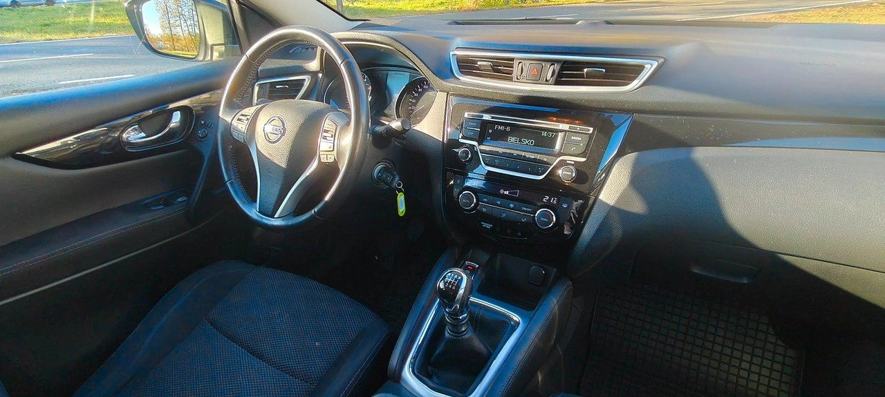 Nissan Qashqai - Zdjęcie 8
