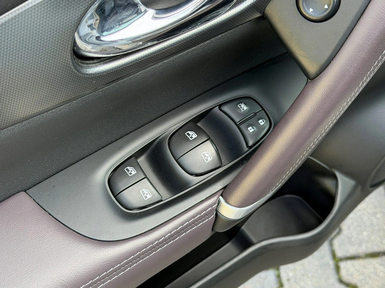Nissan Qashqai - Zdjęcie 9