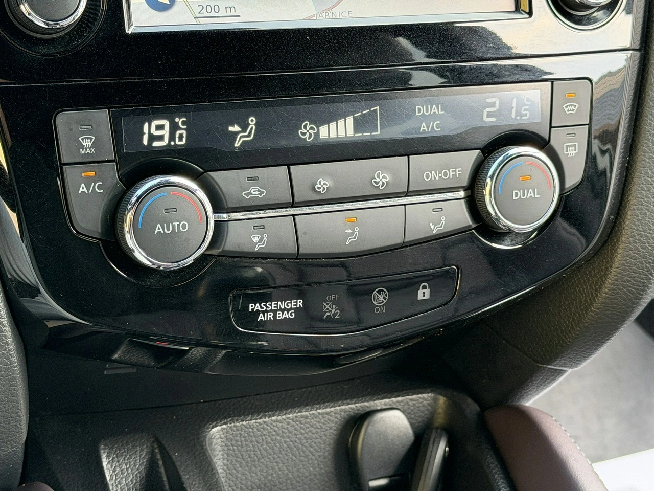 Nissan Qashqai - Zdjęcie 17