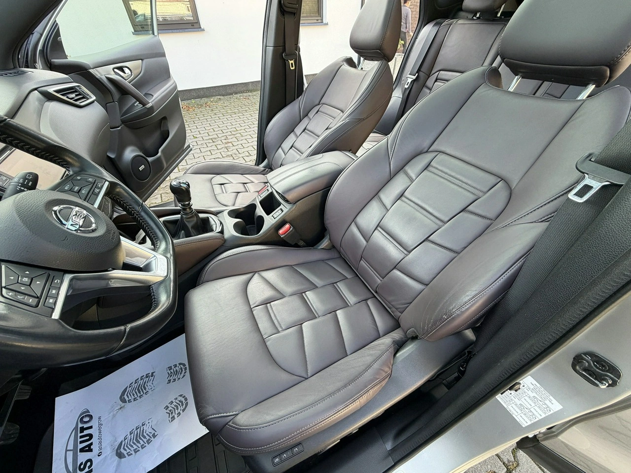 Nissan Qashqai - Zdjęcie 25