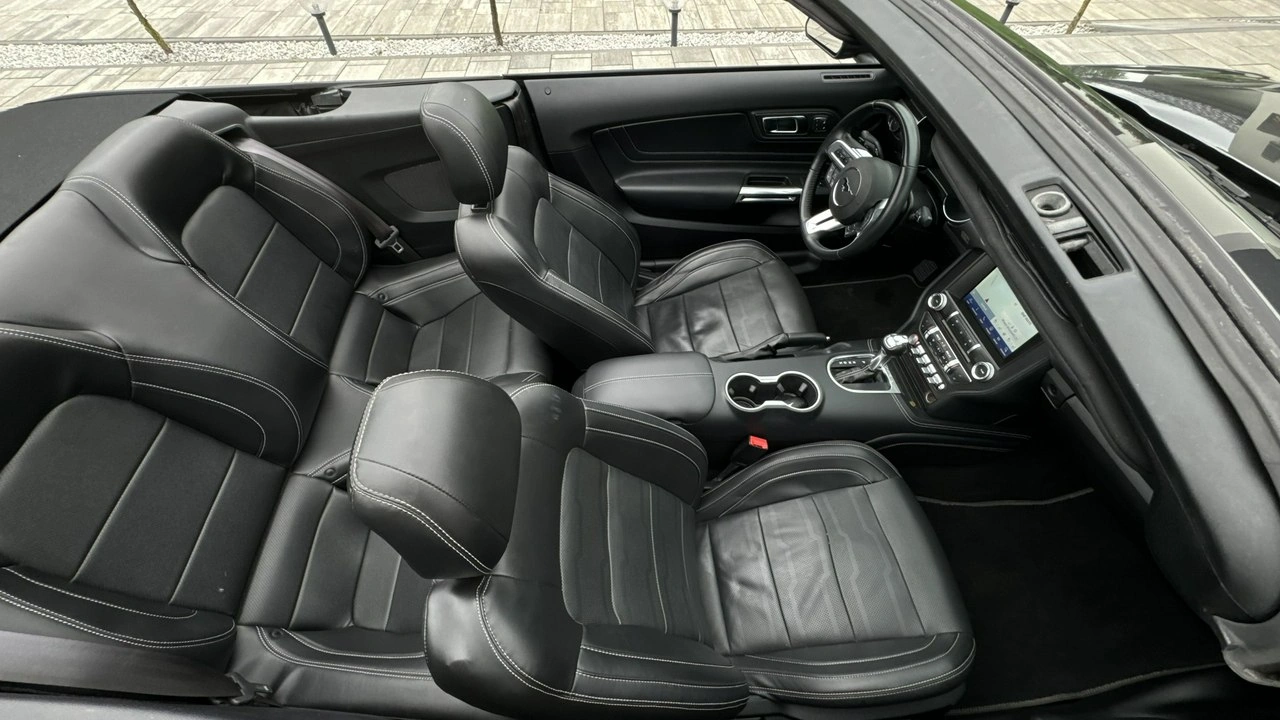 Ford Mustang - Zdjęcie 1