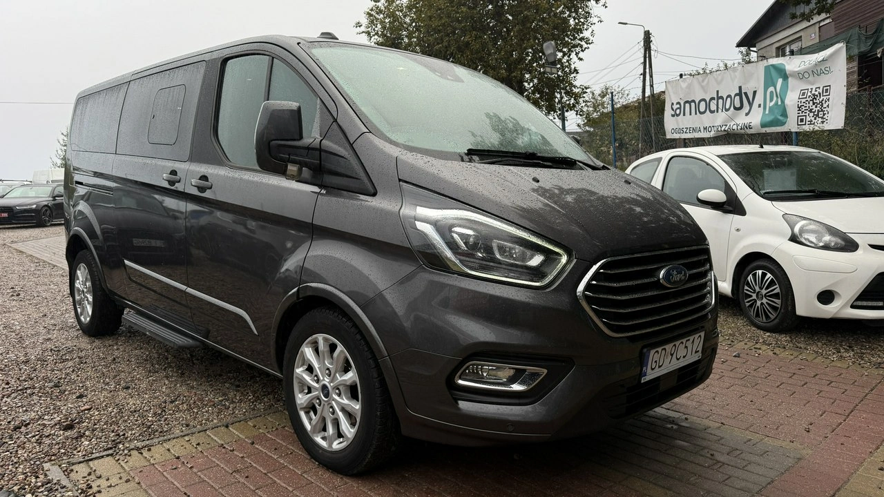 Ford Tourneo Custom - Zdjęcie 6