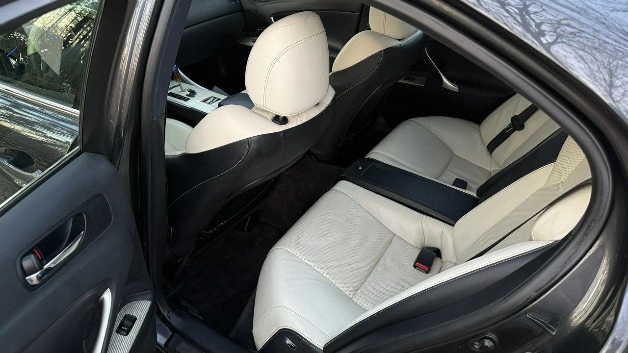 Lexus IS-F - Zdjęcie 19