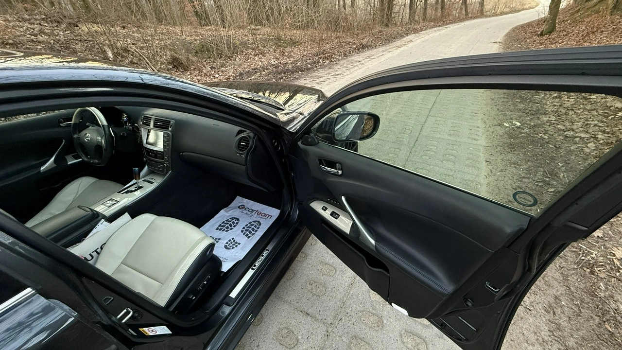 Lexus IS-F - Zdjęcie 35