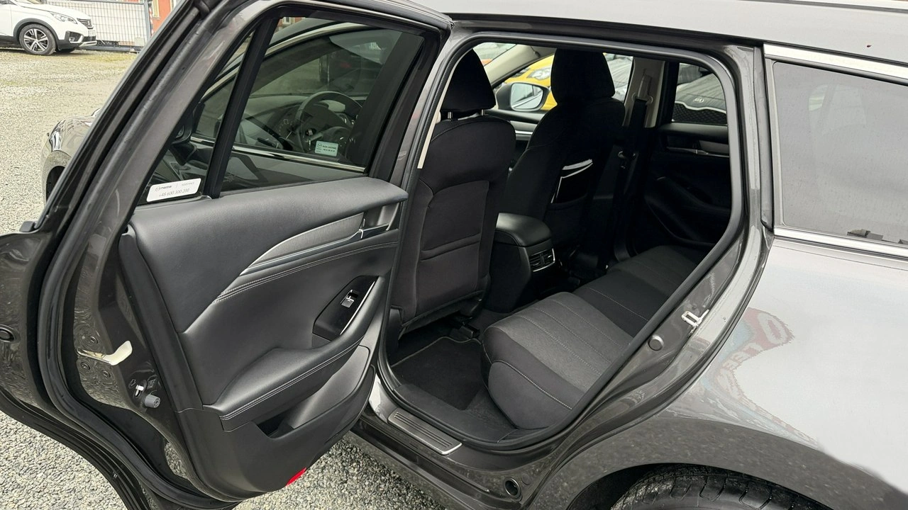 Mazda 6 - Zdjęcie 21