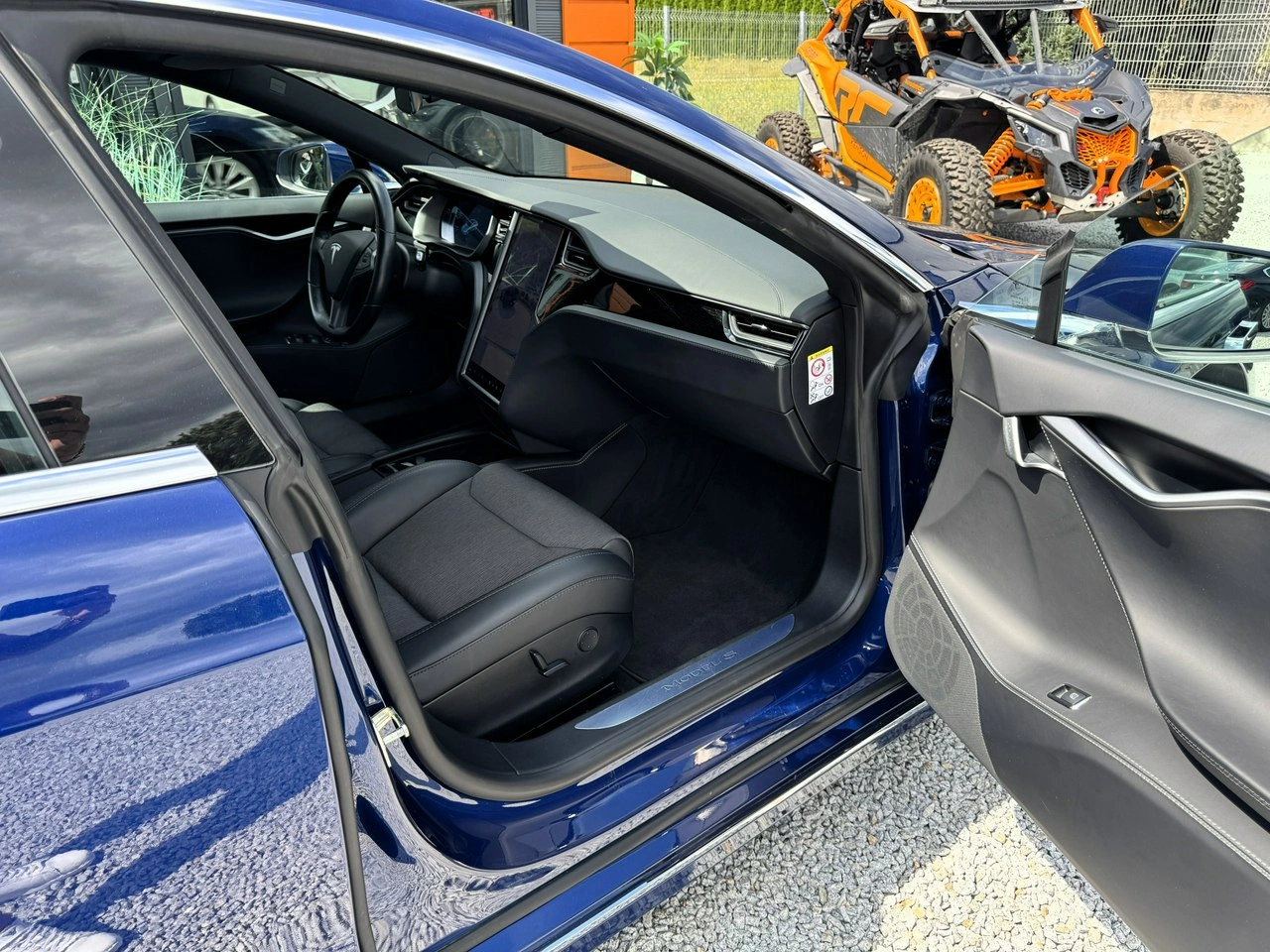 Tesla Model S - Zdjęcie 21