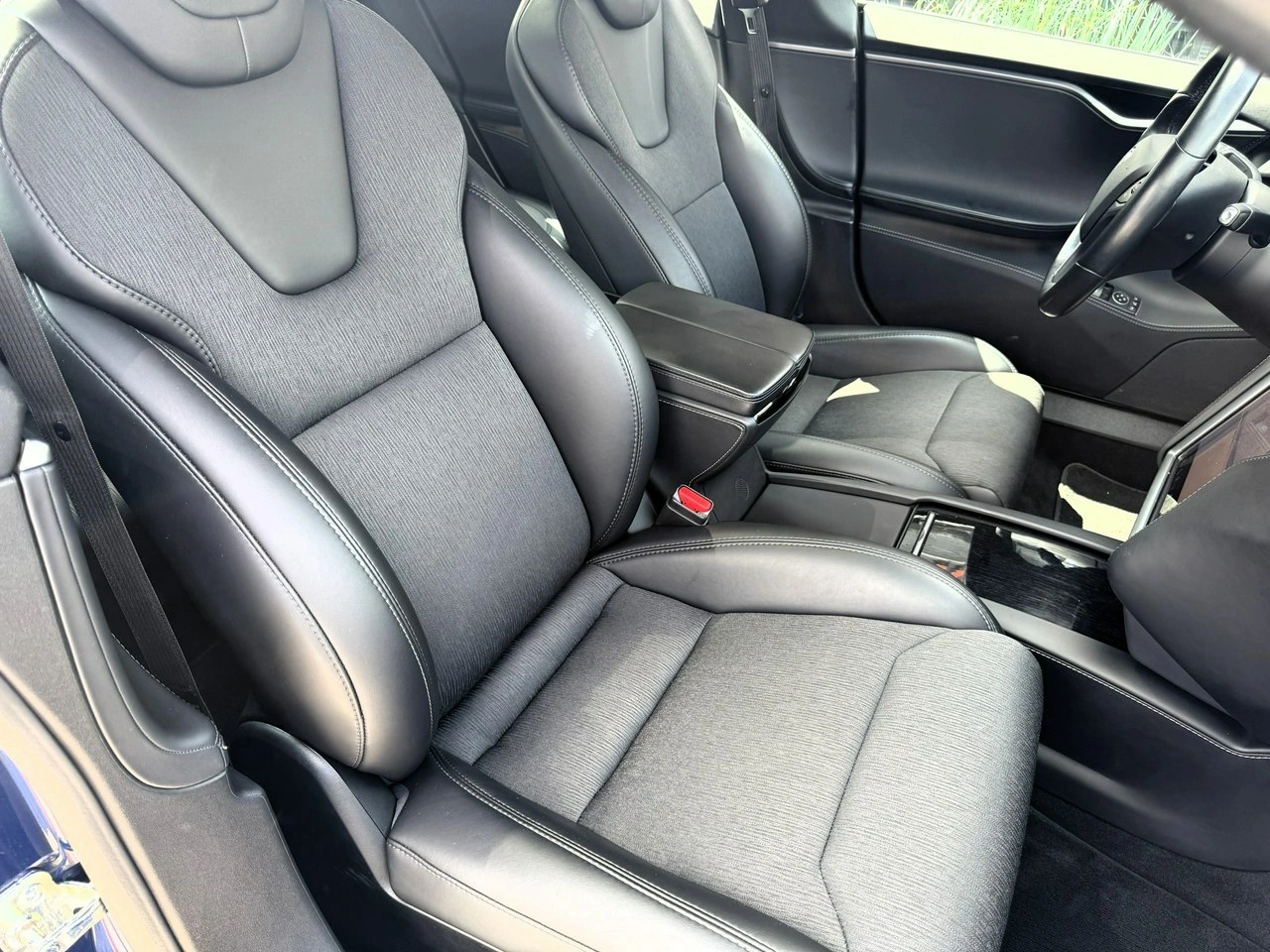 Tesla Model S - Zdjęcie 23