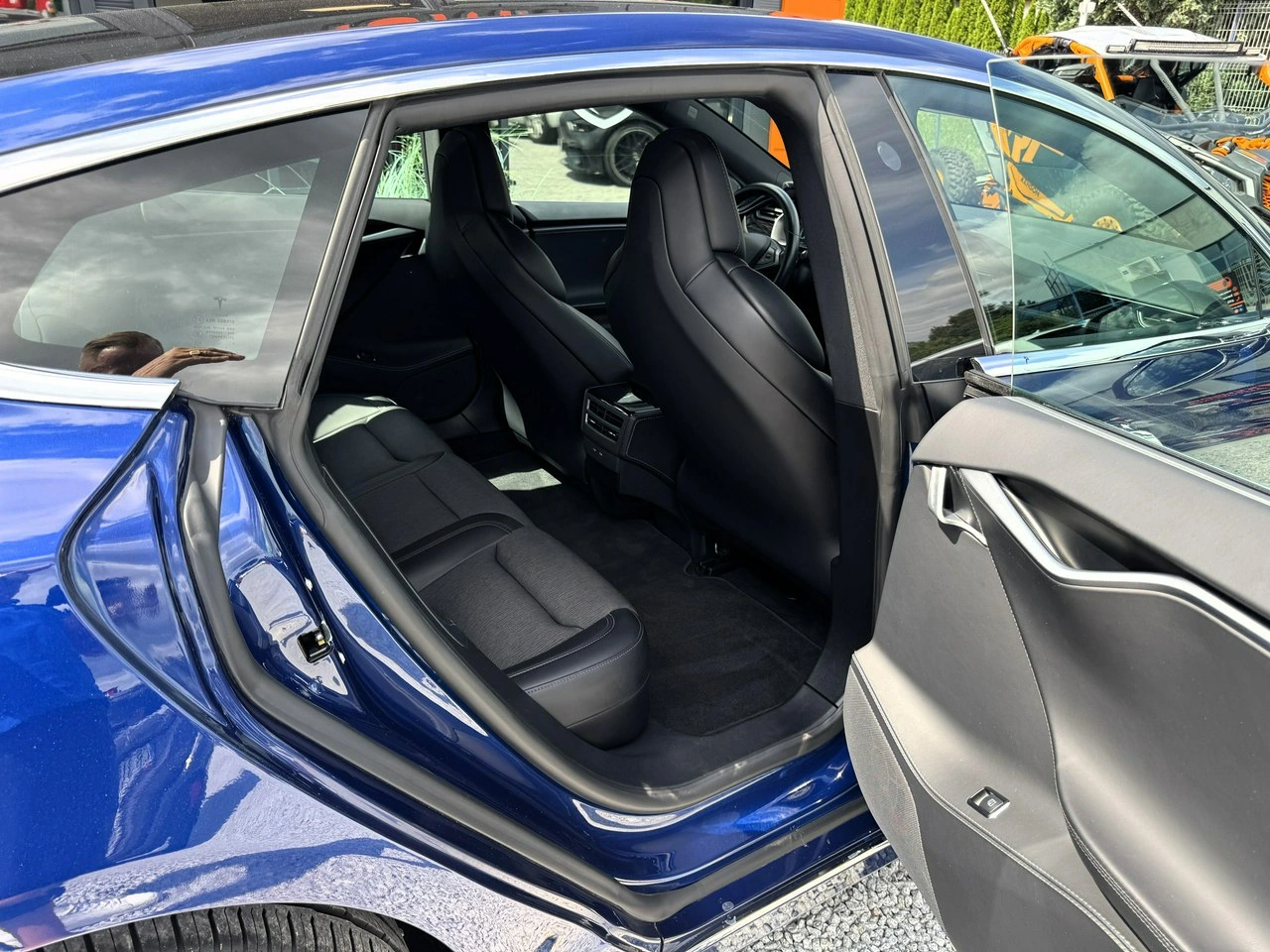 Tesla Model S - Zdjęcie 27