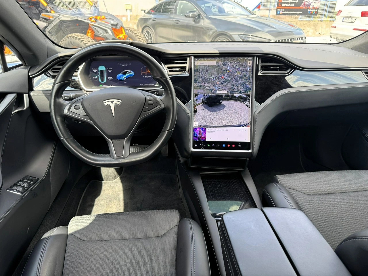 Tesla Model S - Zdjęcie 30
