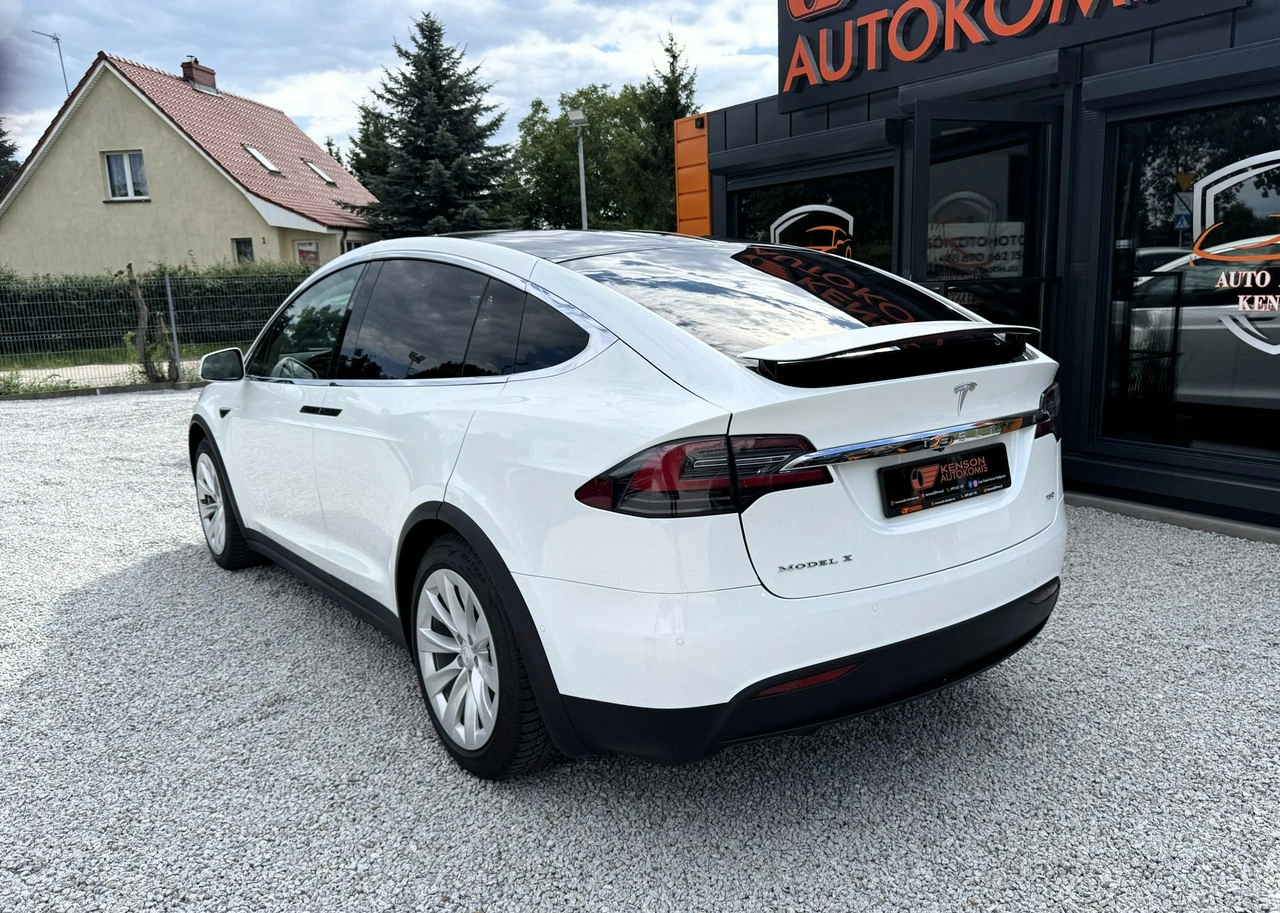 Tesla Model X - Zdjęcie 3