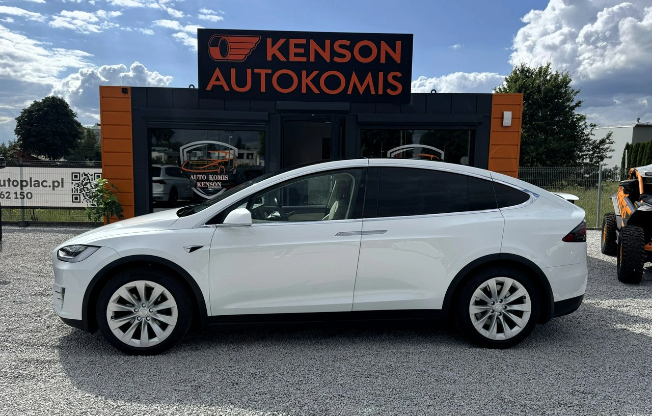 Tesla Model X - Zdjęcie 4