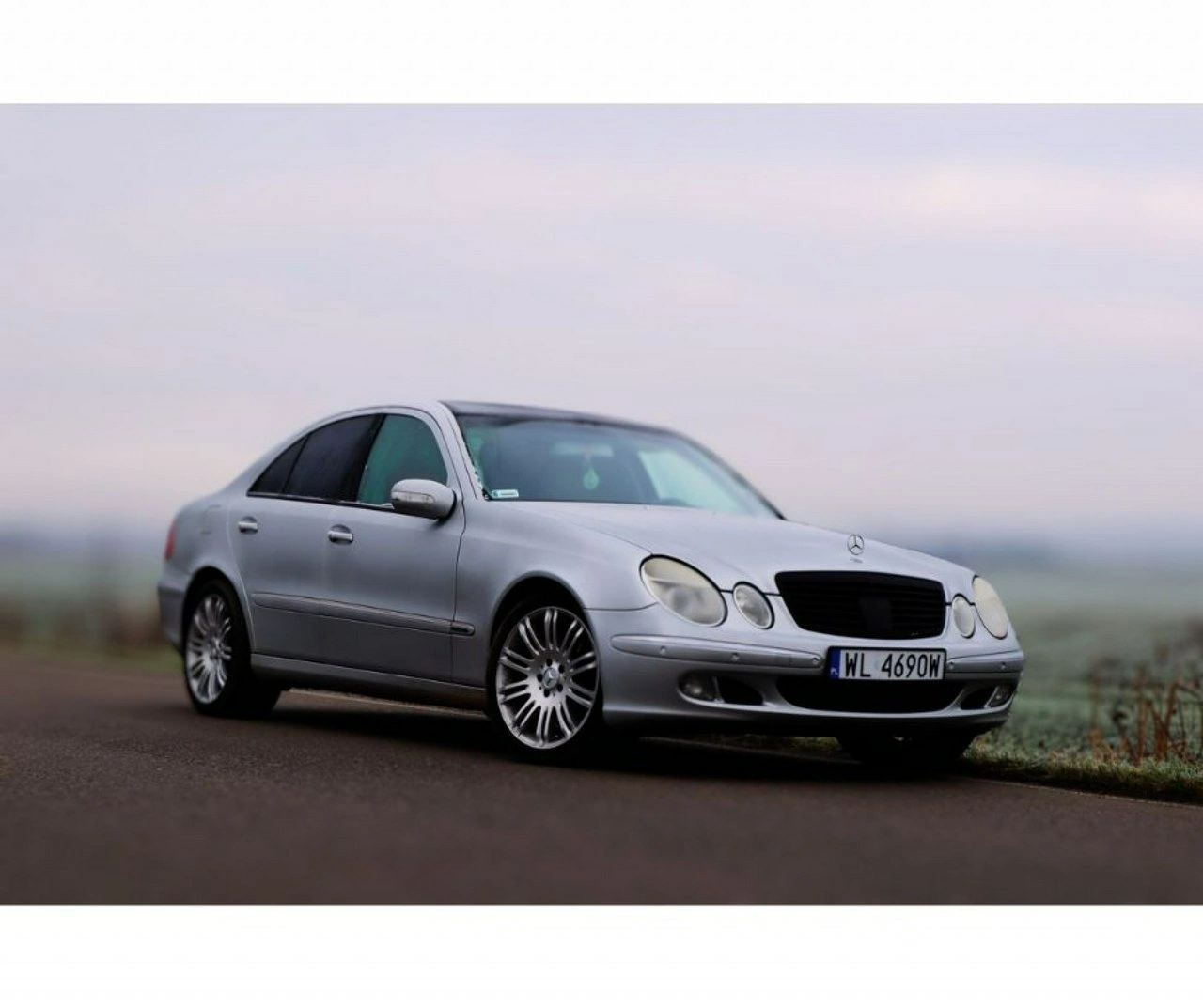 Mercedes E 500 - Główne zdjęcie
