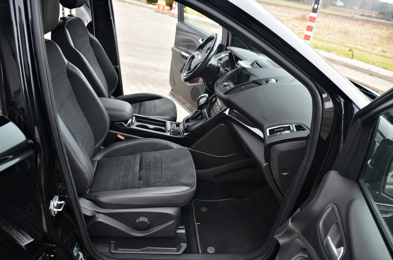 Ford Kuga - Zdjęcie 19