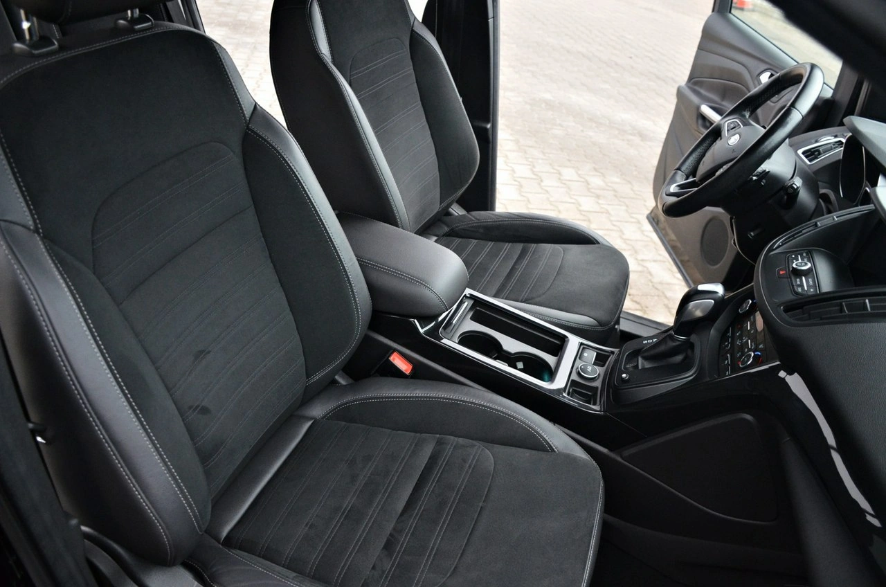 Ford Kuga - Zdjęcie 20