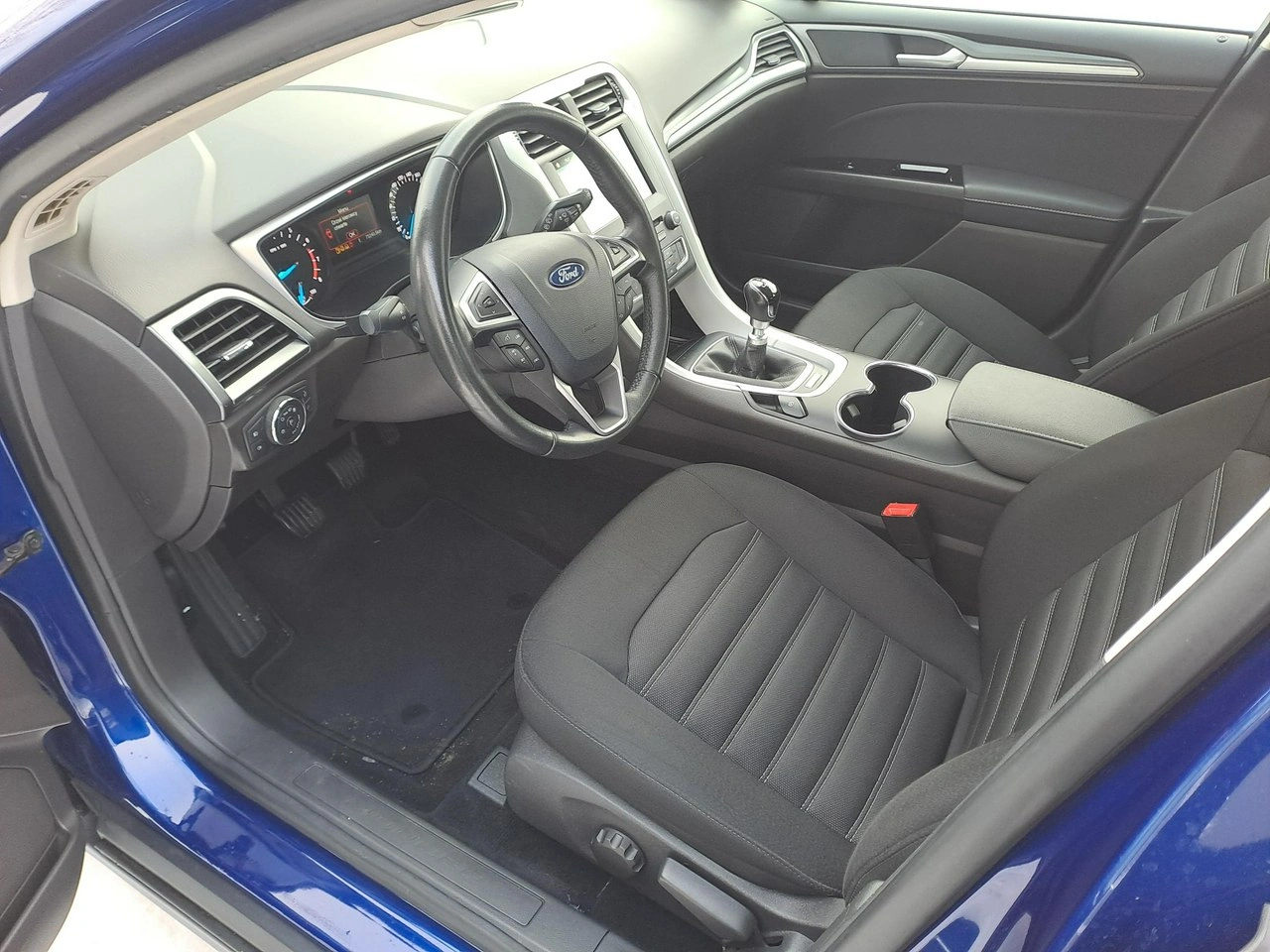 Ford Mondeo - Zdjęcie 8