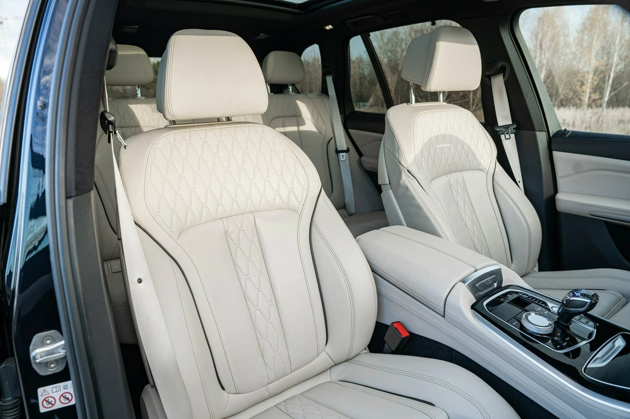 BMW X5 M50 - Zdjęcie 23