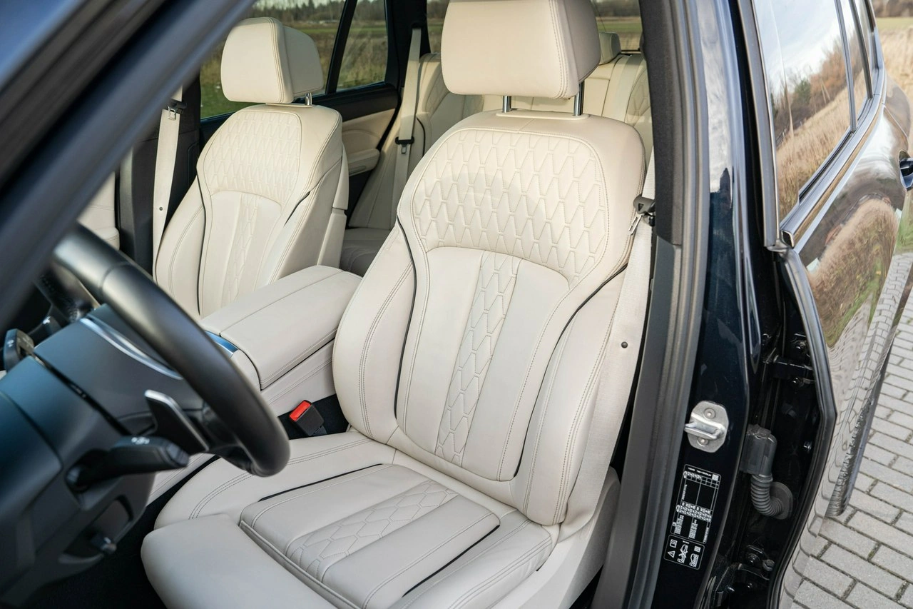 BMW X5 M50 - Zdjęcie 24