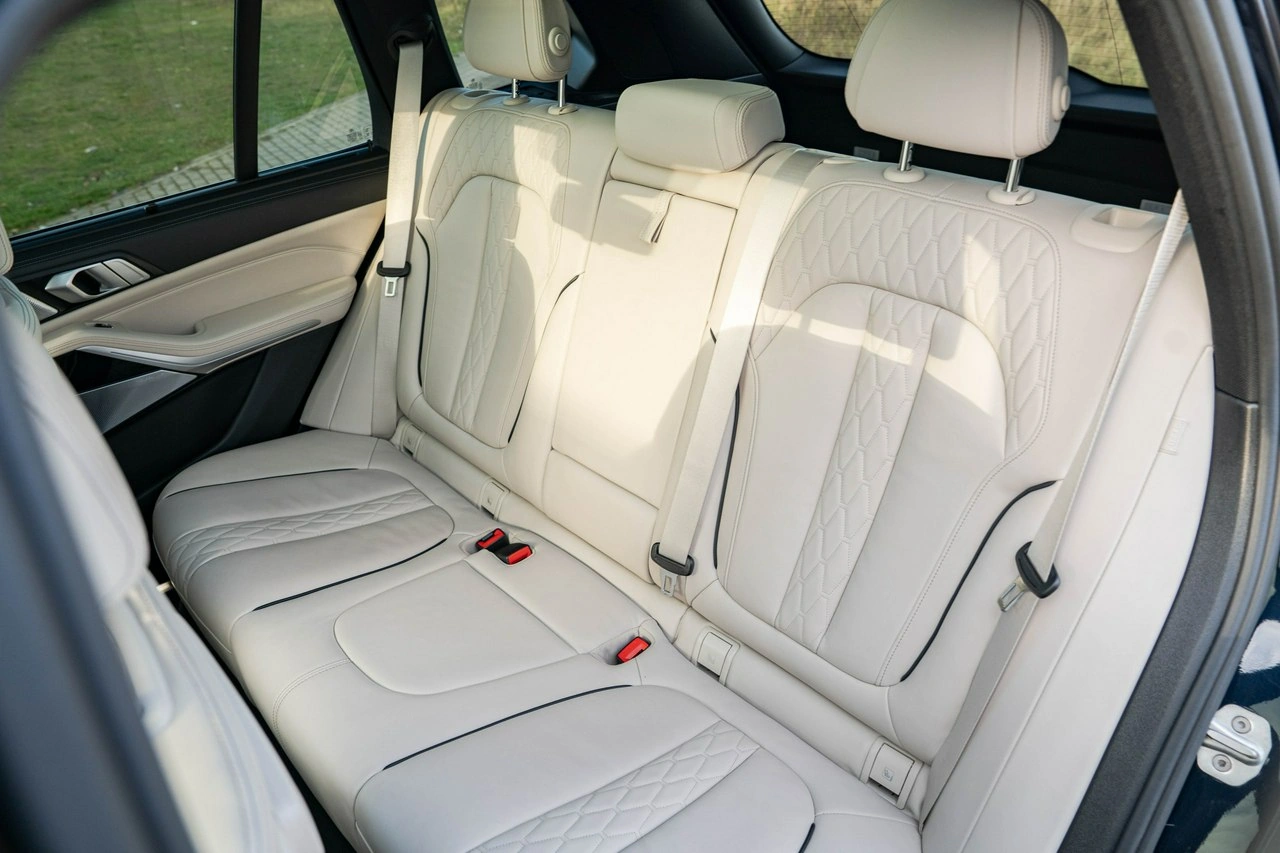 BMW X5 M50 - Zdjęcie 27