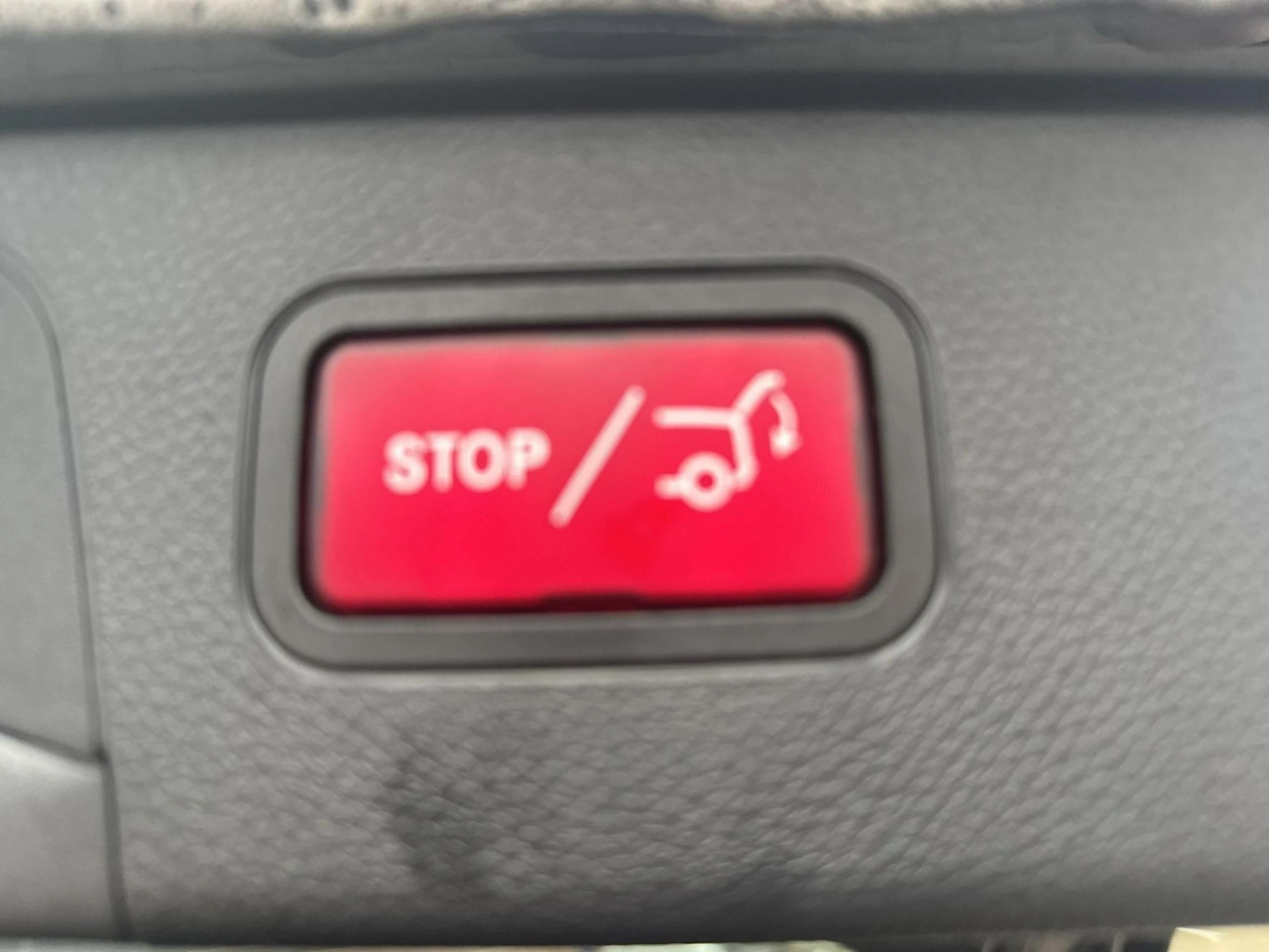 Mercedes GLC 200 - Zdjęcie 16