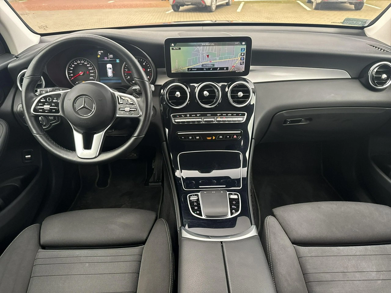 Mercedes GLC 200 - Zdjęcie 22