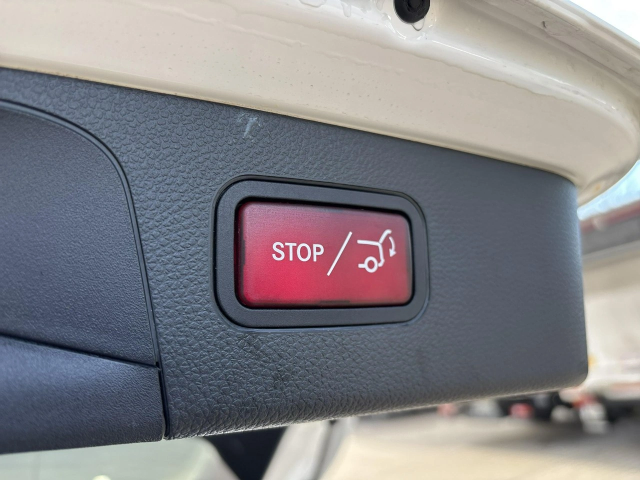 Mercedes GLC 200 - Zdjęcie 14