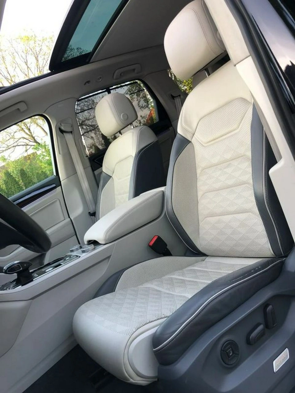 Volkswagen Touareg - Zdjęcie 7