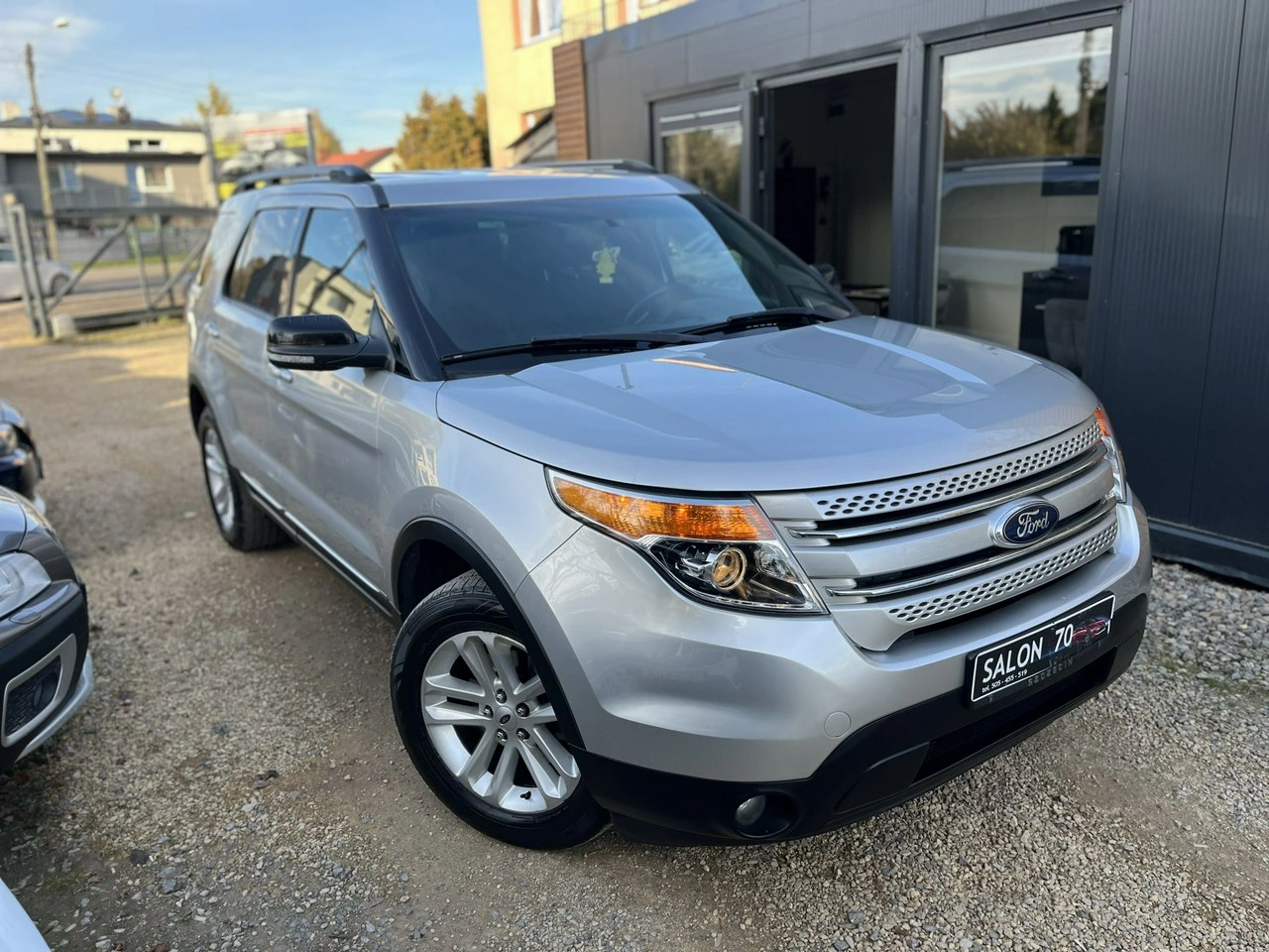 Ford Explorer - Zdjęcie 2