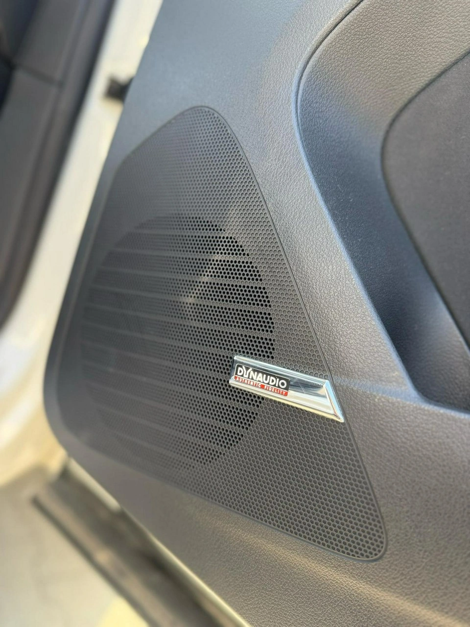 Volkswagen Tiguan - Zdjęcie 22