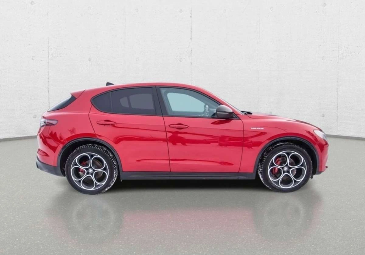 Alfa Romeo Stelvio - Zdjęcie 8