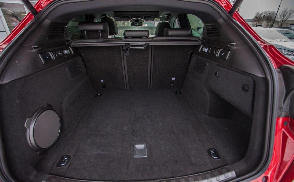 Alfa Romeo Stelvio - Zdjęcie 25