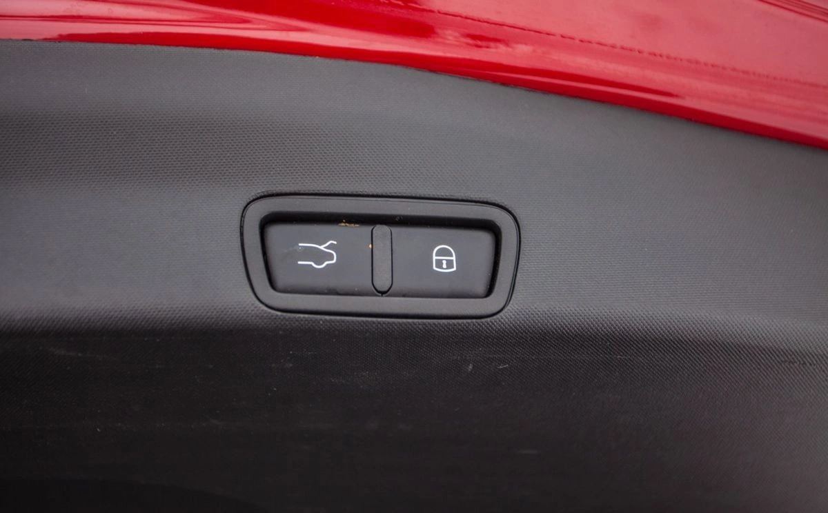 Alfa Romeo Stelvio - Zdjęcie 26