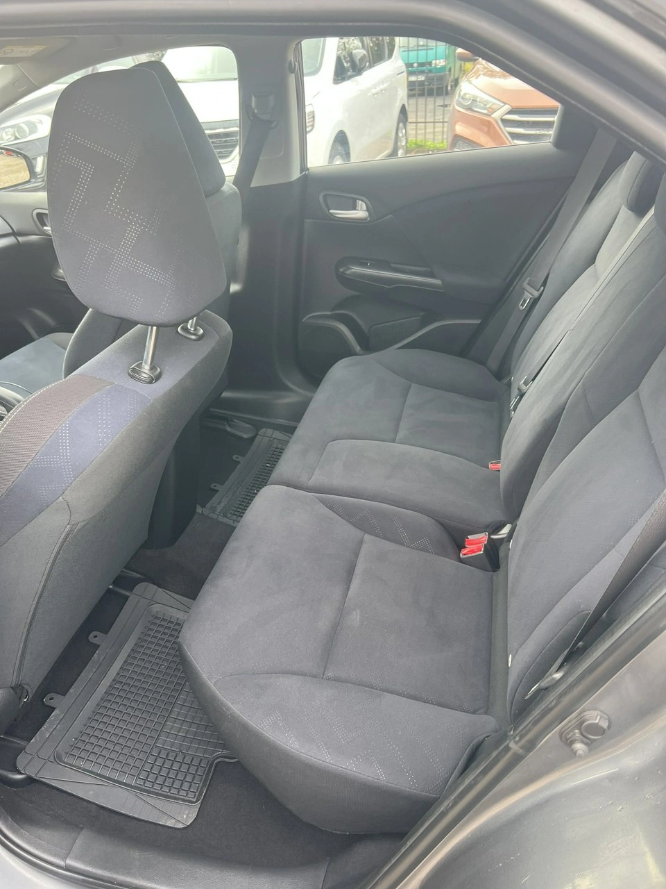 Honda Civic - Zdjęcie 9