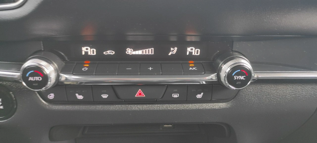 Mazda CX-30 - Zdjęcie 13